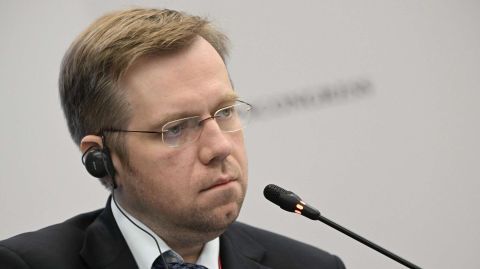 Алексей Бобровский