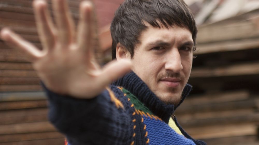 ���� ����� ����������� �� ����� � ������� ������� � ��������: "��������!"