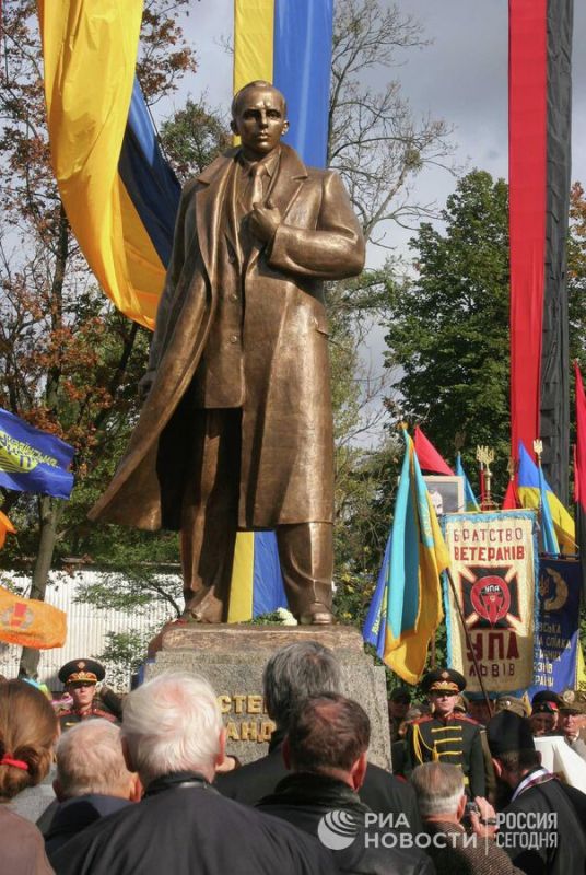 "������������ ������". ����������, ���������� �� �������� � ����� ������