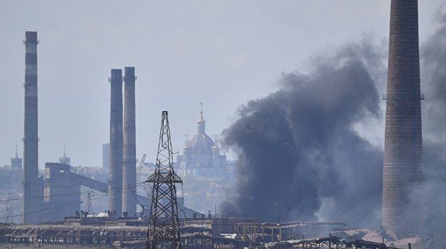 Эксперт рассказал, на что готова пойти РФ ради спасения мирных граждан на «Азовстали»