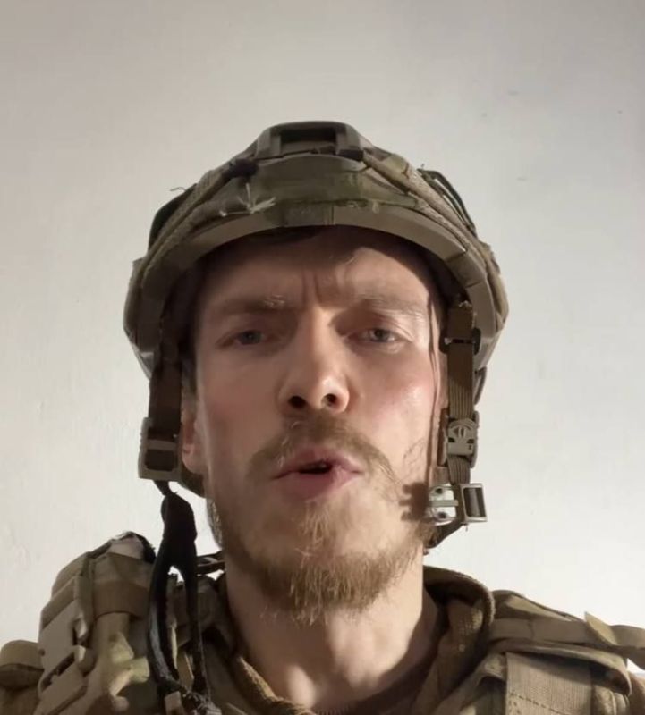 Денис Прокопенко с позывным «Редис» вышел с «Азовстали» и сдался в плен