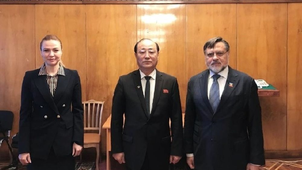 Министры иностранных дел ДНР и ЛНР встретились с Послом КНДР в РФ