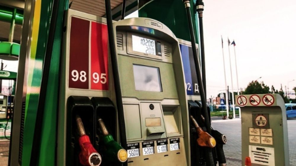 В ДНР разрешили предпринимателям возить и торговать нефтепродуктами без оформления лицензий