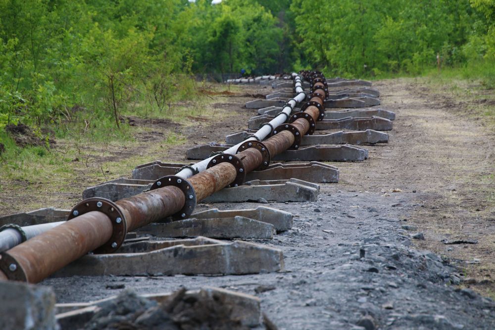 Силами МЧС ДНР проложен трубопровод для подачи воды жителям Республики
