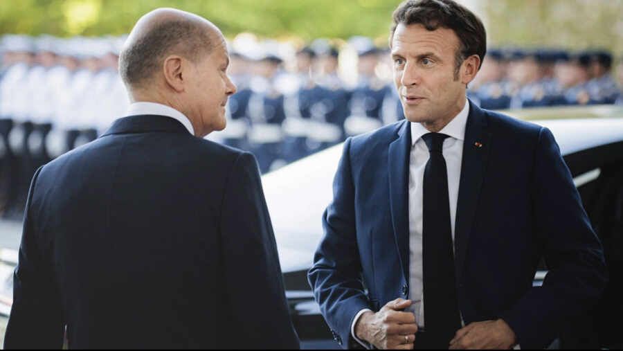 «Золотой ключик»: эксперт Сатановский высмеял звонки Шольца и Макрона в Кремль