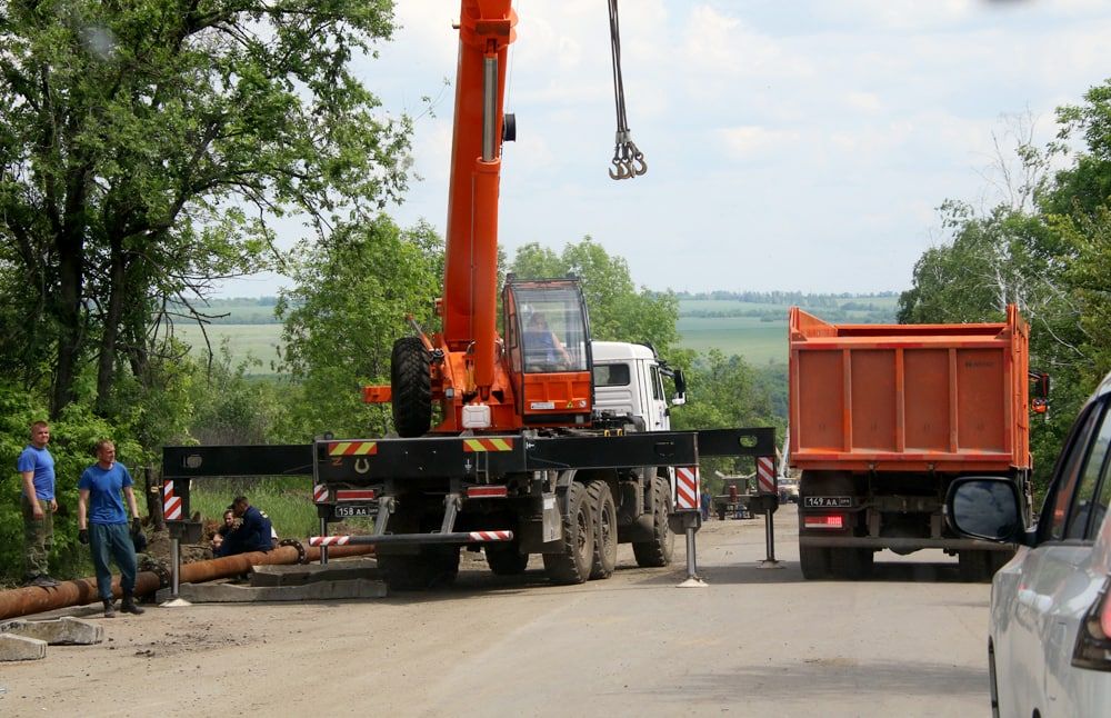 Силами МЧС ДНР возведен трубопровод, подающий воду в канал «Северский Донец – Донбасс»