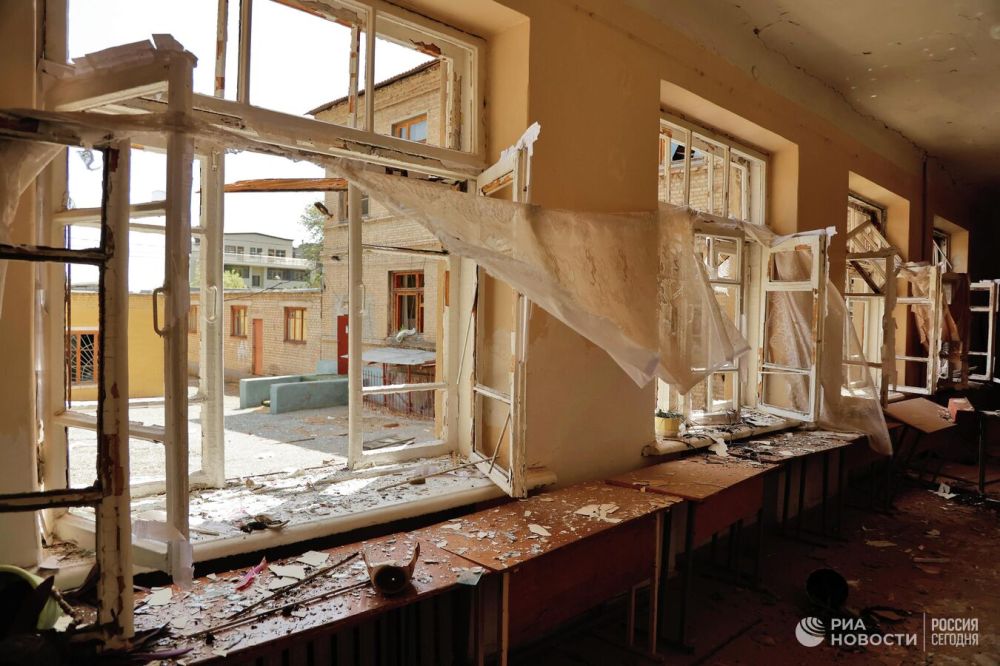 ВСУ стреляли по школам в Донецке из РСЗО "Смерч", заявили в МЧС ДНР