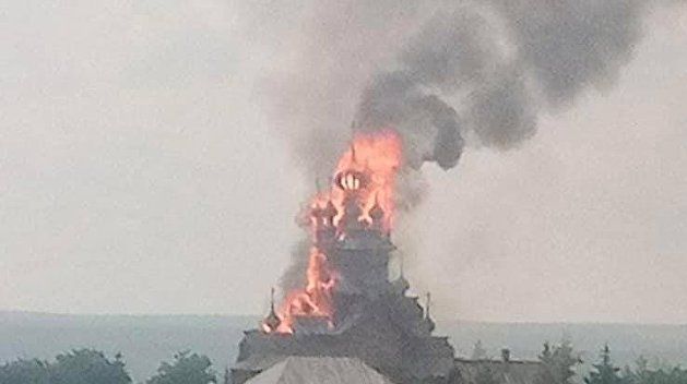 Деревянный храм в ДНР сгорел в результате обстрела