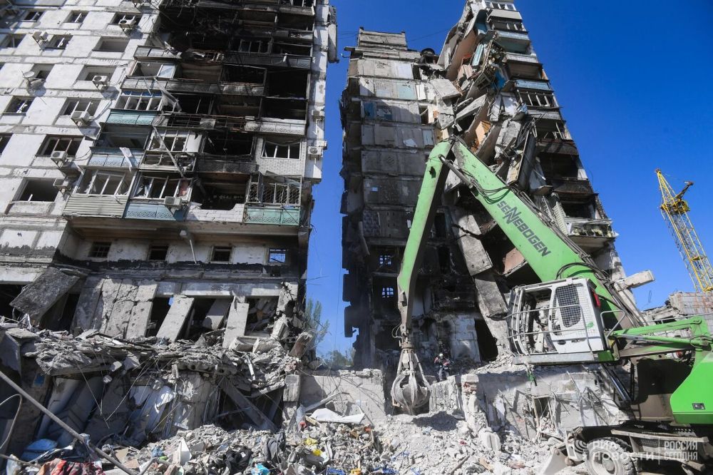 Глава Мариуполя запретил купаться в акватории города Глава Мариуполя запретил купаться в акватории города