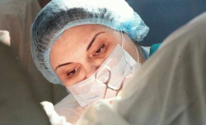 Если говорить о героях, то герой - Анна Железная, начмед донецкого роддома, куда вчера было попадание