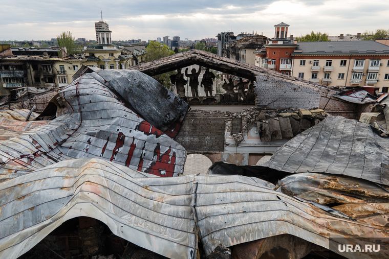 Следствие сообщило о гибели 14 человек в драмтеатре Мариуполя