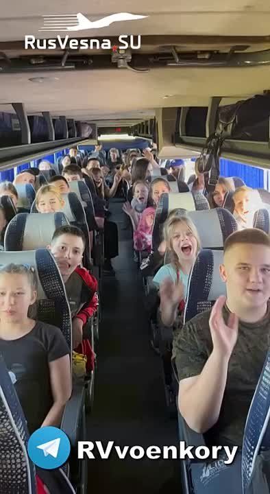 Чудо от наших читателей для детей ДНР продолжается: ещё 200 детей из обстреливаемых районов мы с Вами отправили на отдых в лагерь в Судак