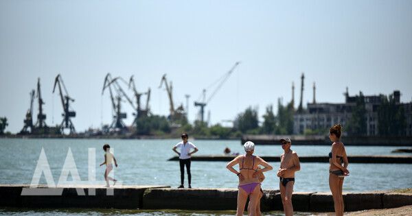 Власти Мариуполя заявили о завершении разминирования пляжей, угрозы людям нет