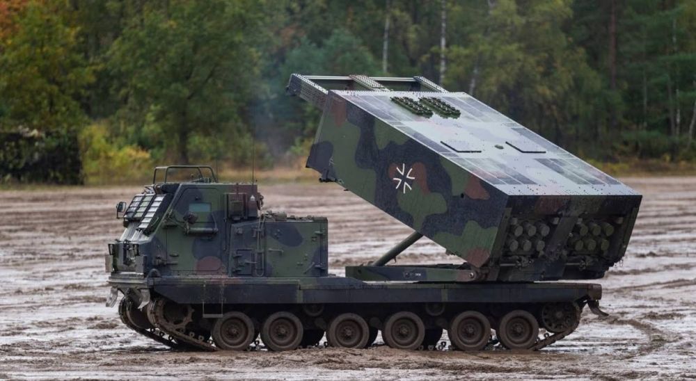 �������� �������� �� ������� ���� Mars II (�������� ����� ����������� MLRS) � ��� ��� ������� PzH2000