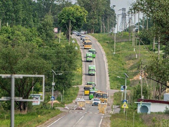 Украина объявила обязательную эвакуацию жителей Донбасса