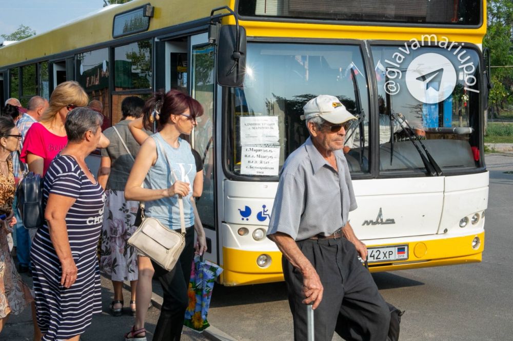 Из Мариуполя запущены первые автобусные маршруты в Ялту, Урзуф, Юрьевку и на Белосарайскую Косу