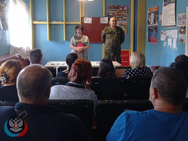 Глава администрации Червоногвардейского района города Макеевки, секретарь местного отделения Общественного Движения...