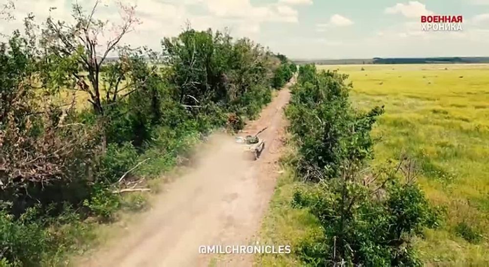 �-72� �������� ���� � ���� Javelin