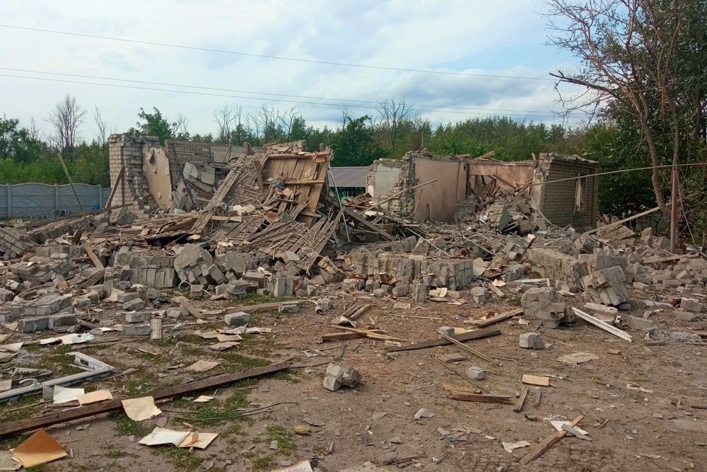 Первые кадры с места обстрела ВФУ в селе Рубцы Краснолиманского района