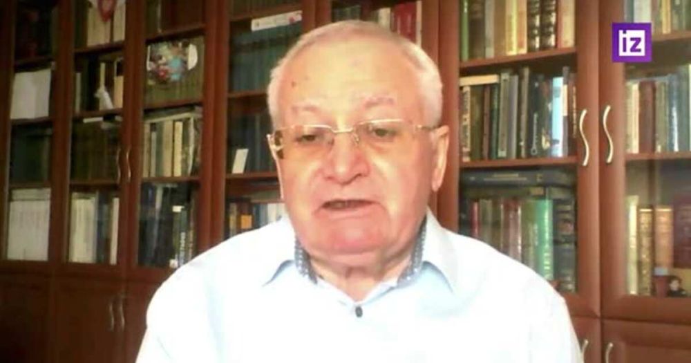 Политолог призвал нанести удары по центрам принятия решений Киева