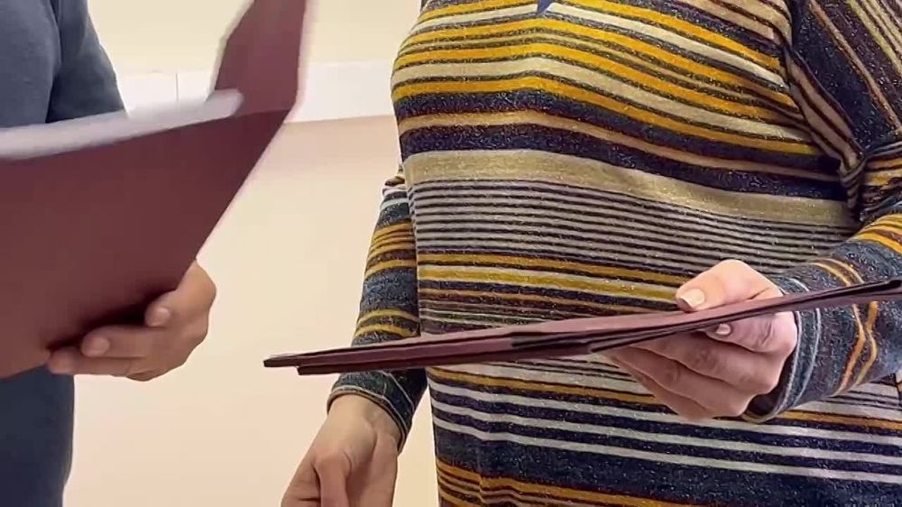 �������, 12 ��������, � ���������� �������� �������� ���������� � ������ ������������ � ����������� ����� ��� ����� ������� ������� ������� � ������������� �� ����� ����� ���������� ������ �������� ���������� ����������������