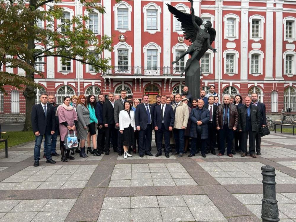 �������� ������� � �����-���������� ������� ������� � ������� ����� �� ���������� ����������� ����������� � �����������