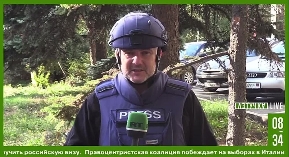 Корреспондент RT Роман Косарев @corrkosarev в нашем стриме «Летучка» — об обстрелах ДНР со стороны ВСУ: