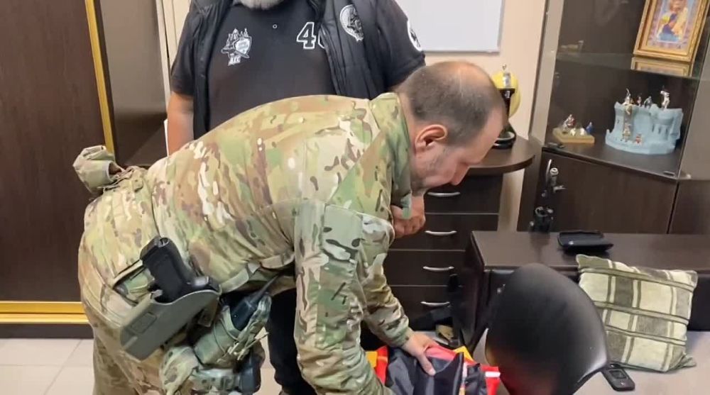 ������ �������� �������� � �������� � ��������, ���� � ������ ����� "��� ������ - ��� ������� �� �������", �������������� ��������� ����� ������� ��� ��������� ������� "������� �����" �� �������� ��� ������