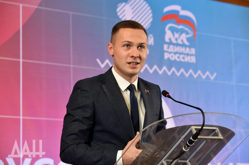 «Работы много, но мы справимся»: Макаров о своем назначении в Минмолодежи