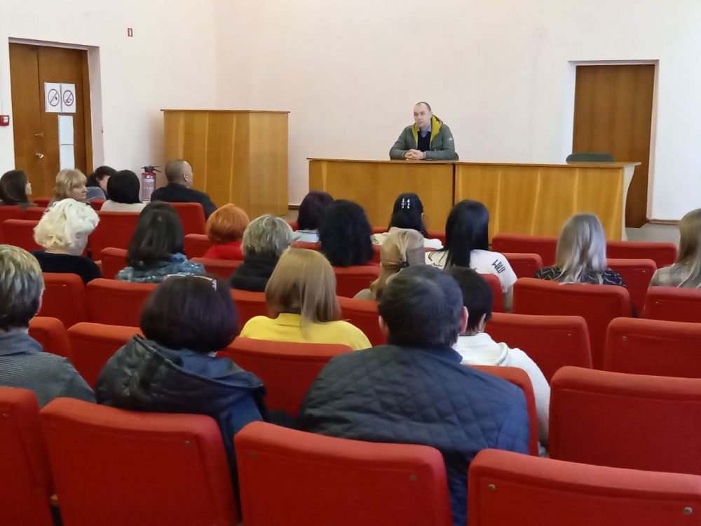 ��������� ��������: ���� �������. �������, 7 �������, ����������� ������ ������������� ������ ������� ������ ������ ������ ���� ������� �� ��.������,5, � ���������� ����� � ���������� ������ ���������