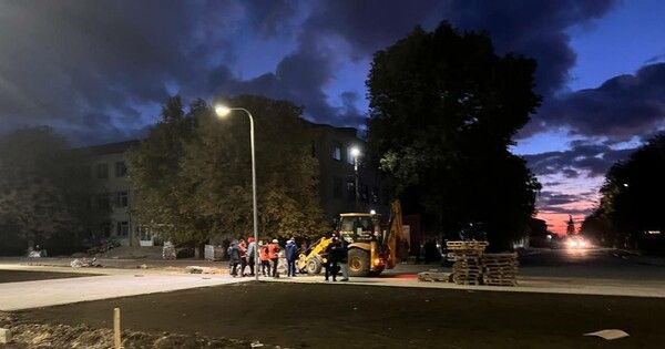 Иловайске нижегородские строители взялись за реконструкцию главной площади