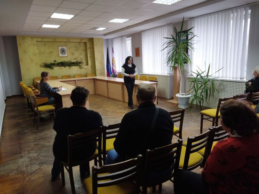 Василий Ткачук: Состоялось рабочее совещание с инспекторами организационного отдела по вопросам: благоустройства территорий...