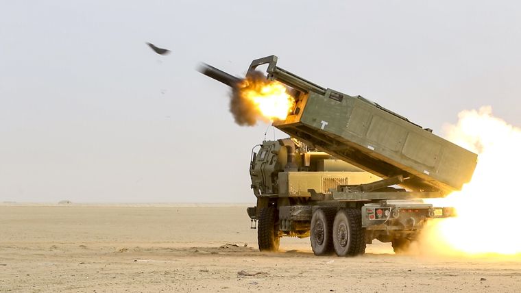 ������ ��� �������� ����� � ������������ ������������� Caesar � HIMARS �� �������