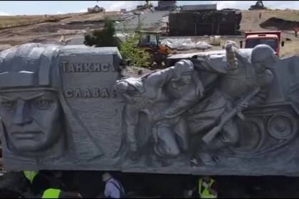 �� ����-������ �������� ����� ������� ������� ������������� ����� � ����������� ������� � ��������