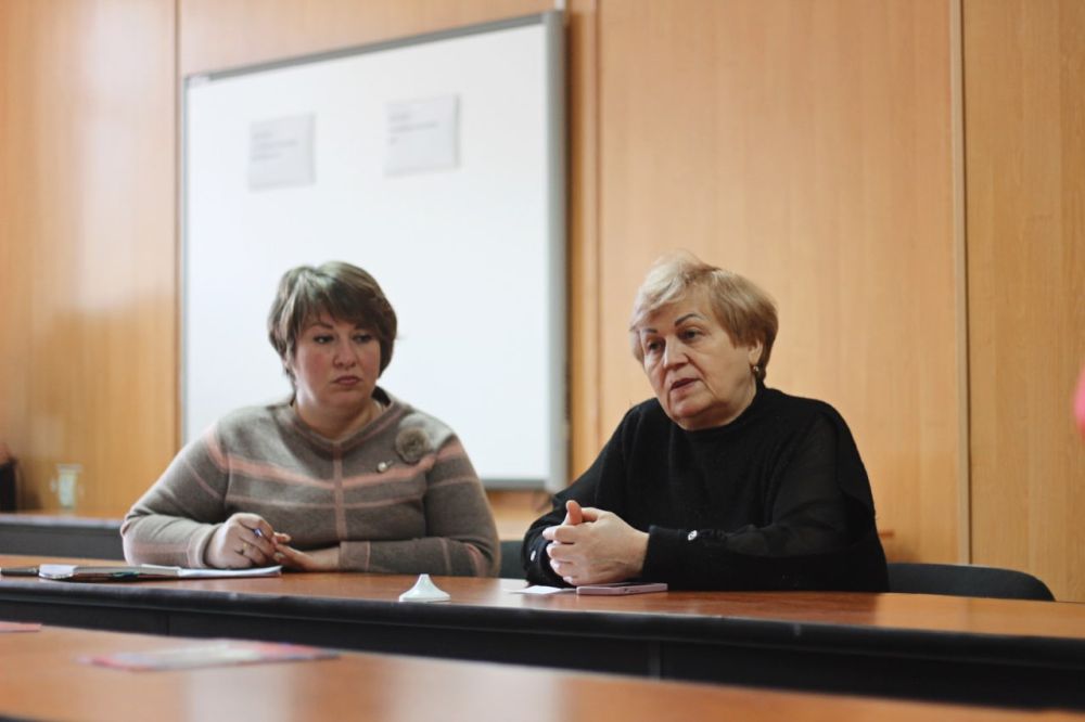 ���� ���������: �������, 1 �������, ����������� ����� ������������� ������ �������� ���� ��������� ������� ���� ������� �� ���������� ��� ����������� ��ǻ �� ��. ��������, 48