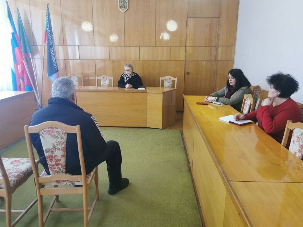 ������ ����� ������� ������ ������������� ������������ ������ �. �������� ������ ������������