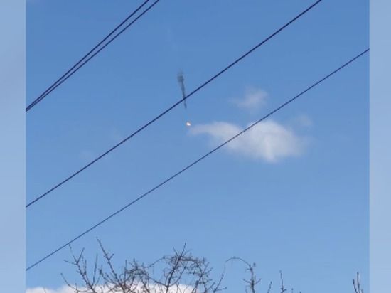 Появилось видео сбитого над Енакиево самолета