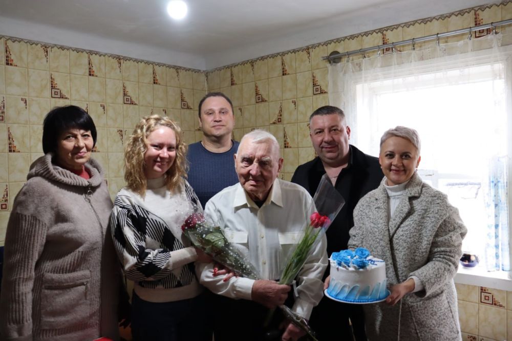 Ветеран Великой Отечественной войны отмечает вековой День рождения