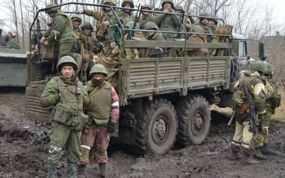 Спикер террористической группировки «Восток» ВСУ Сергей Череватый заявил, что «большая часть ЧВК «Вагнер» полягла в Бахмутских полях