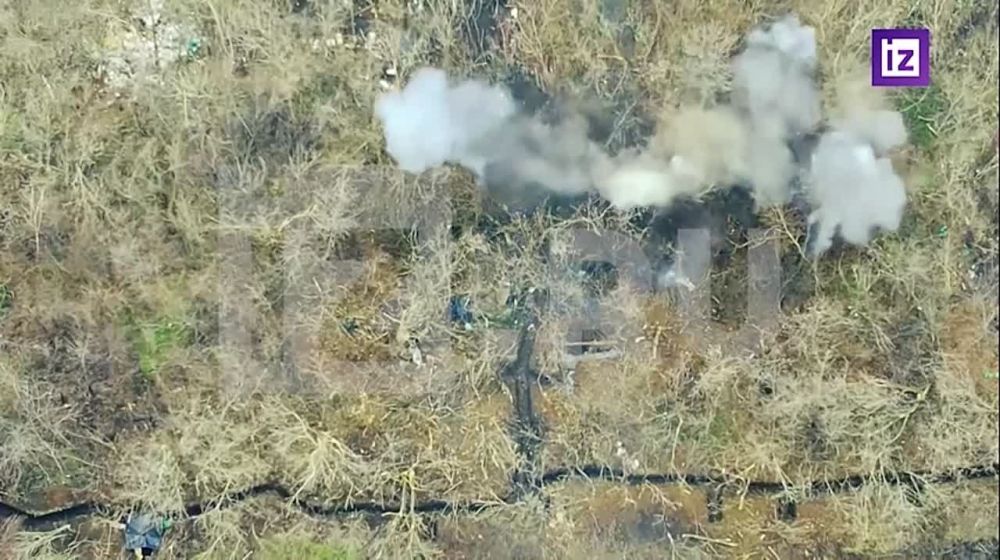 В окрестностях Артемовска продолжаются тяжелые бои. В селе Берховке к северу от города не осталось ни одного уцелевшего дома