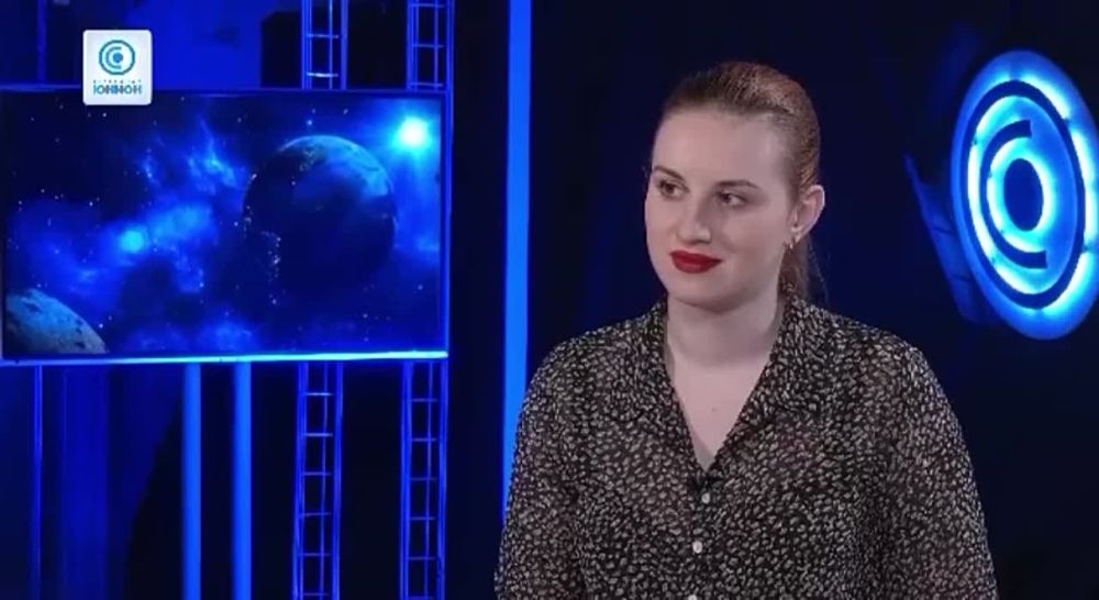 В студии донецкого телеканала «Юнион» в программе «Тема» на прошлой неделе был Роман Косарев, военный корреспондент телеканала Russia Today