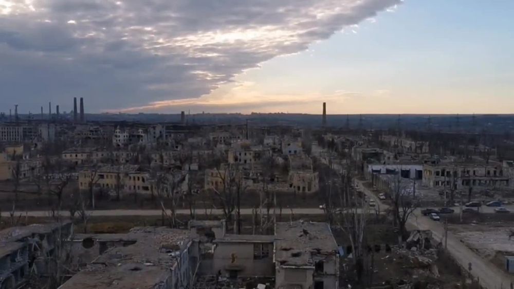 ������� �������: ����-���������� � �������� ����� (������� ����� "������� �����") � ���������, �������, ����������� ������, � �� ������ ��������������