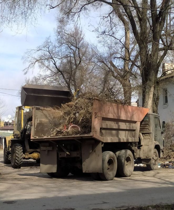 Василий Ткачук: Сегодня на территории Калининского района г. Донецка была привлечена специализированная техника ООО ЭК...