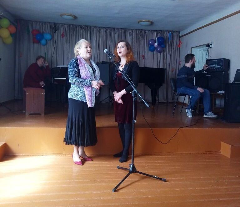 В МБУДО «Юнокоммунаровская школа искусств» администрации города Енакиево состоялся тематический педагогический совет