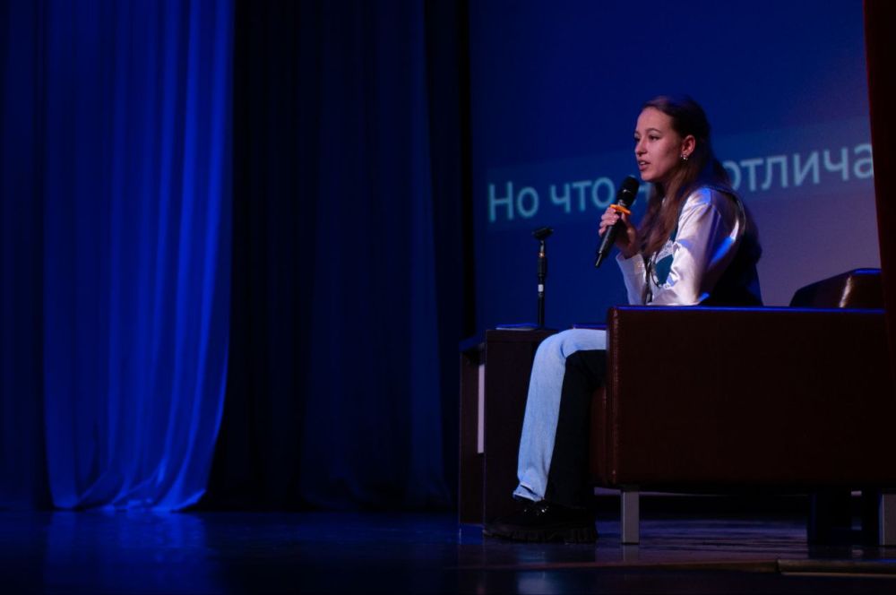 Руководитель регионального отделения ВОД «Волонтёры Победы» ДНР Ирина Макаренко отправилась в рабочую командировку на Камчатку, где провела встречи в Петропавловске-Камчатском, а также в городе Елизово