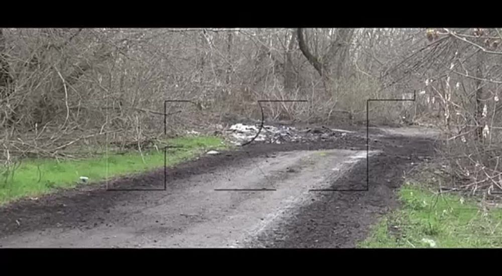 Роман Косарев: 10-й отдельный танковый батальон 1-го армейского корпуса Вооружённых сил России продолжает кошмарить нацистов на Авдеевском направлении около Донецка