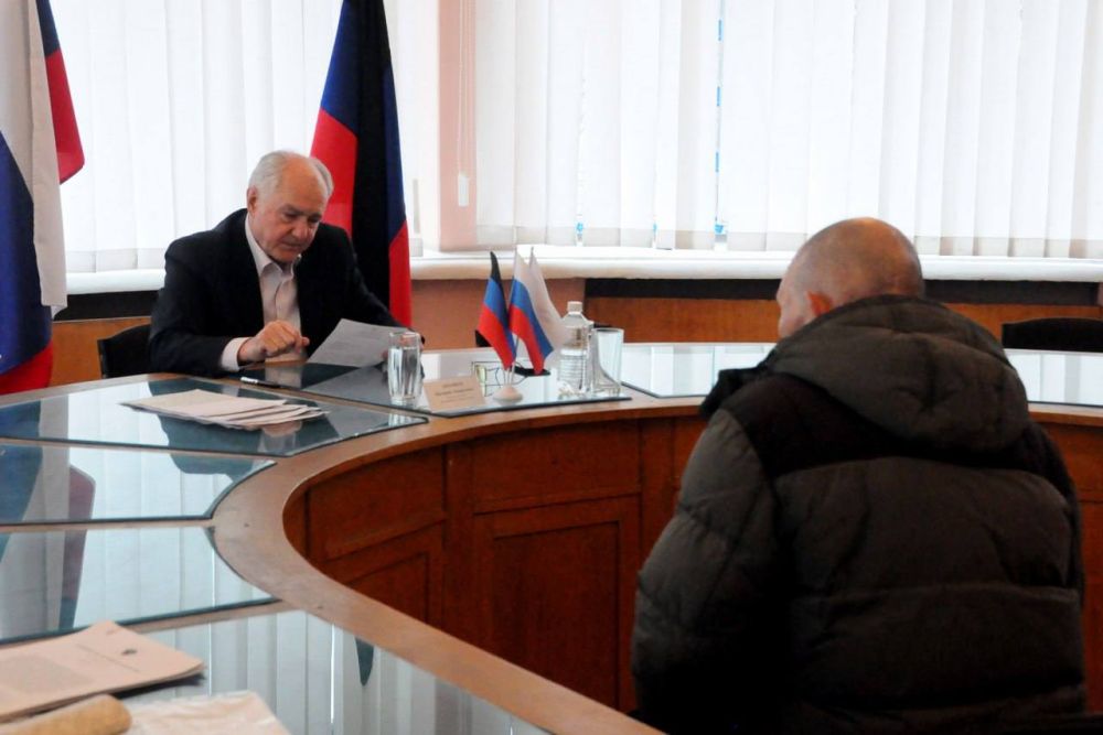 �������, 6 ������, ����������� ����� ������������� �. ������� ������� ������� ����� ���� ������� � ������������ ������� ������������ ������������� �������� ��������� ���������� �.�. ��������