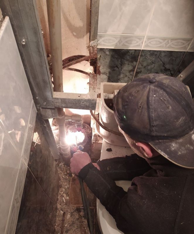 Василий Ткачук: Сотрудниками ЖЭУ № 2 Муниципального унитарного предприятия администрации г. Донецка "Управляющая...