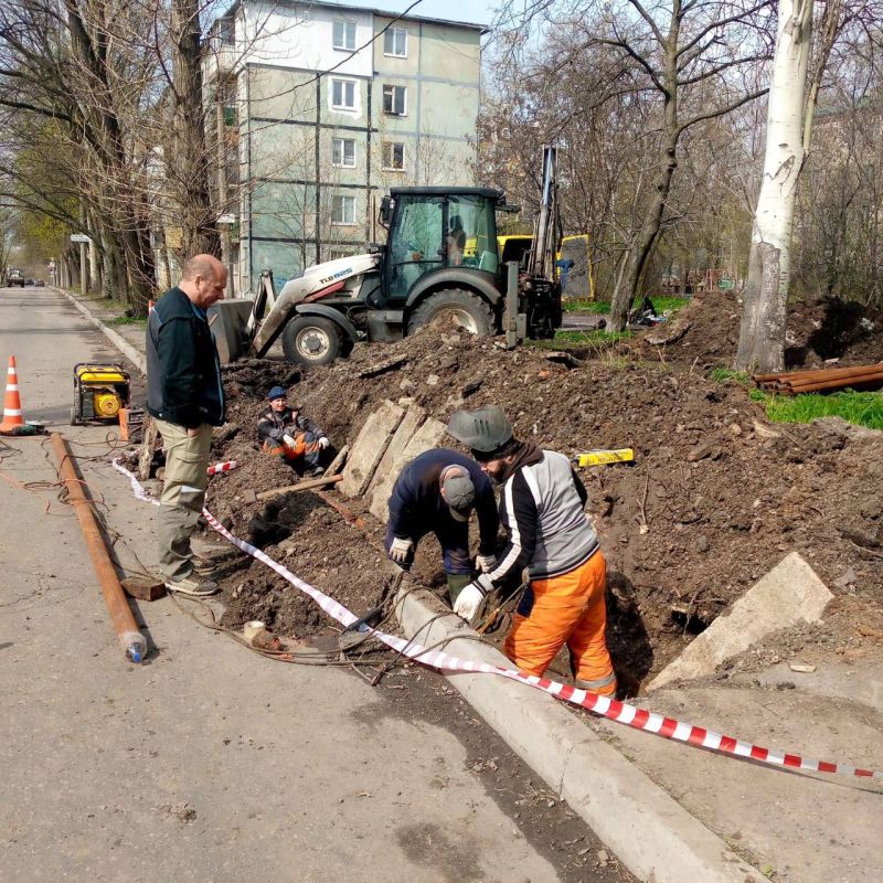 Василий Ткачук: Комплекс коммунального хозяйства г. Москвы продолжает помогать Донецку