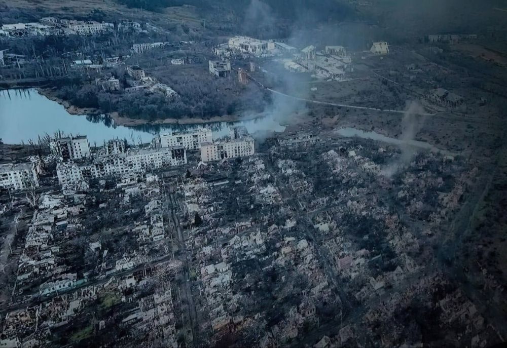 В Артемовске идут самые тяжелые бои за последние десять лет, заявил пресс-секретарь Восточной группировки ВСУ Сергей Череватый в эфире всеукраинского телемарафона